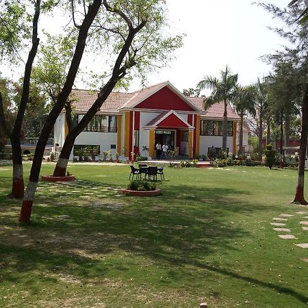 Sanjay Motels I Pvt Ltd Pura Raghunāth Kültér fotó