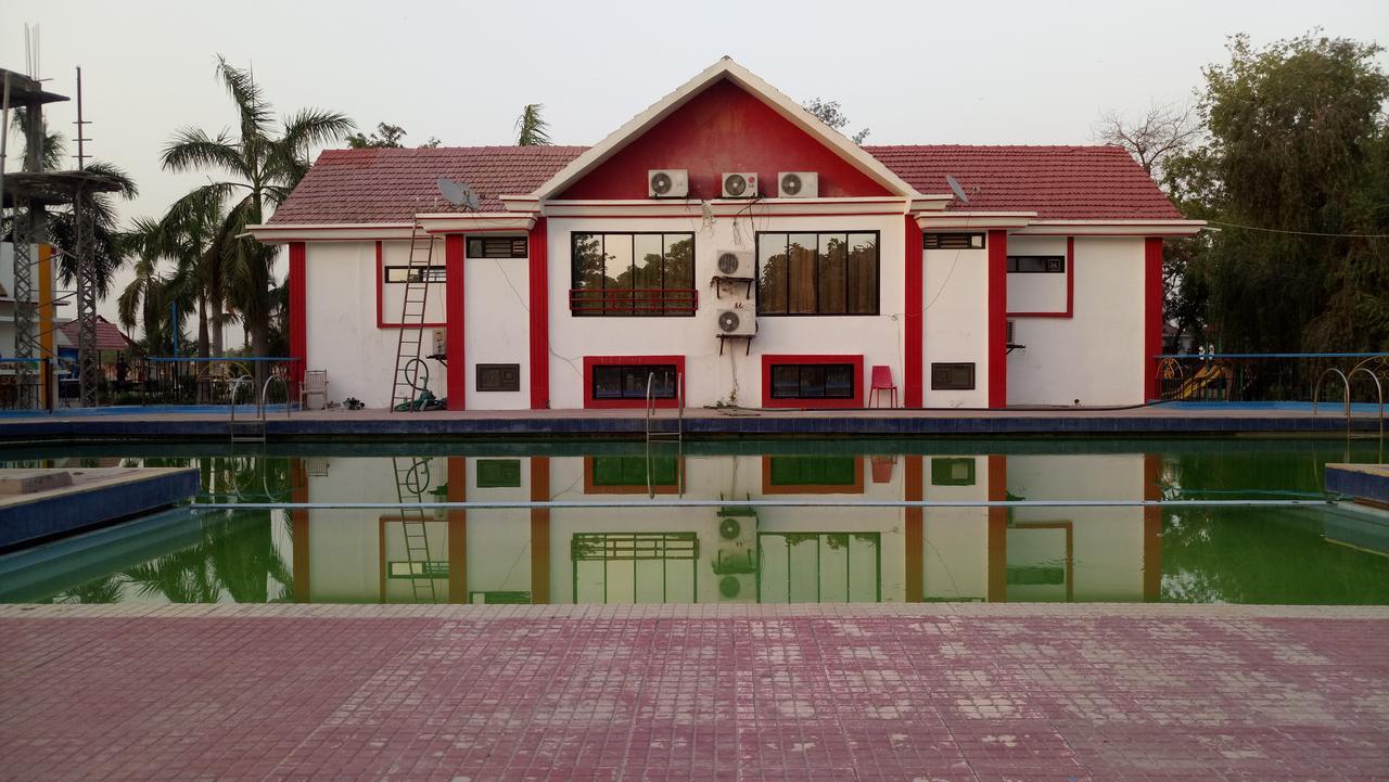 Sanjay Motels I Pvt Ltd Pura Raghunāth Kültér fotó